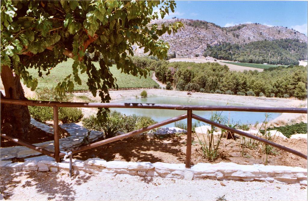 Agriturismo Tenute Pispisa Segesta Villa Calatafimi Kültér fotó